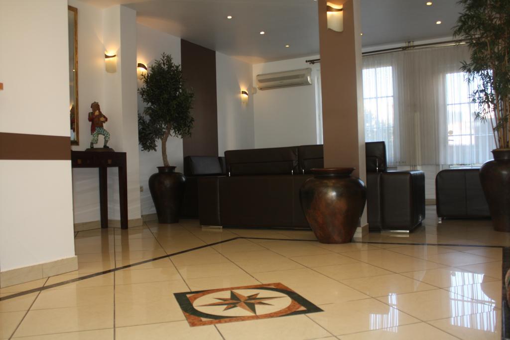 Hotel Plasky Schaerbeek Екстер'єр фото