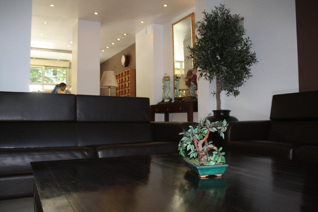 Hotel Plasky Schaerbeek Екстер'єр фото